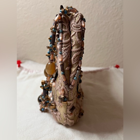 Mary Frances Beaded Floral
Shoulder Bag | Y2K Boho
Evening Handbag - Picture 2 of 7